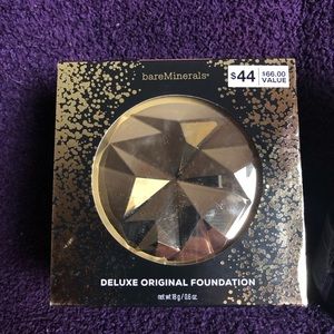 Bare minerals medium powder foundation